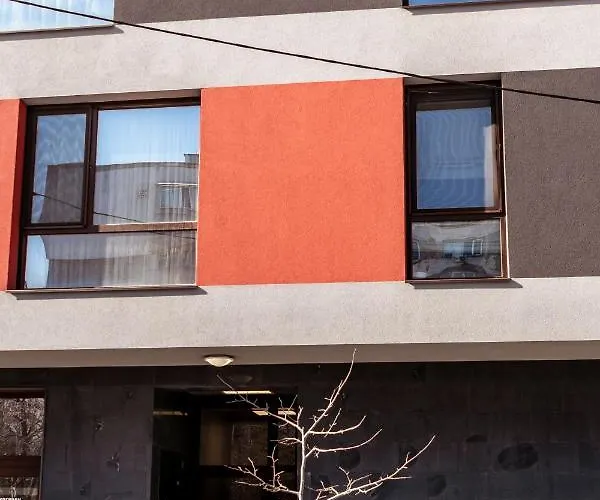 Bright 1bdr With A Balcony