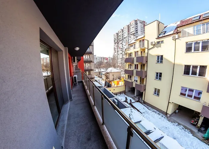 Bright 1bdr With A Balcony * Sofia