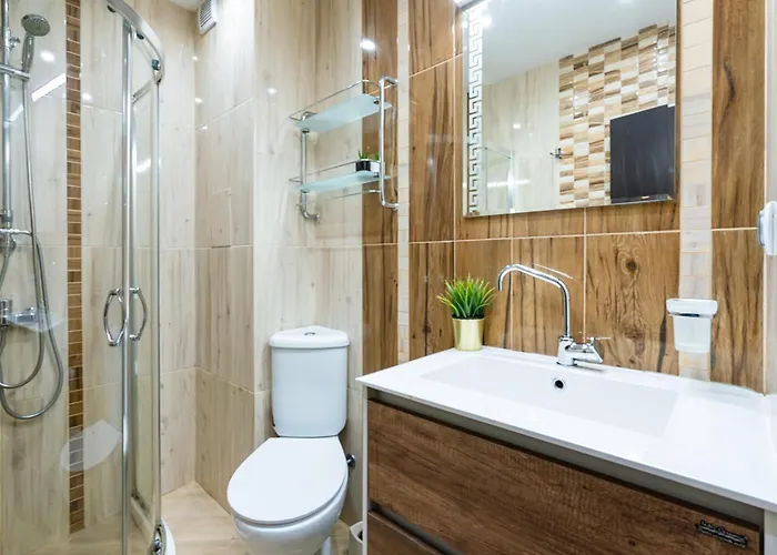 Bright 1bdr With A Balcony Apartment *